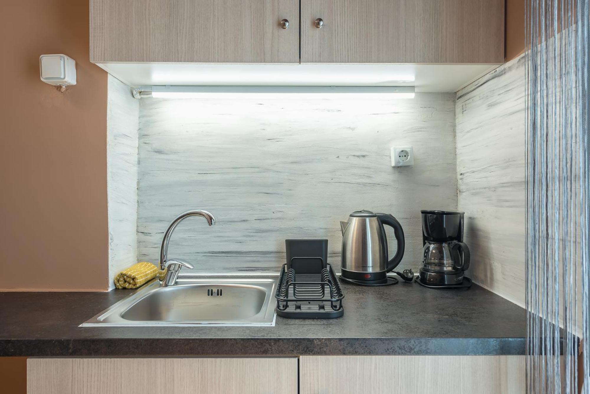 Studio Under Acropolis Rock Афины Экстерьер фото